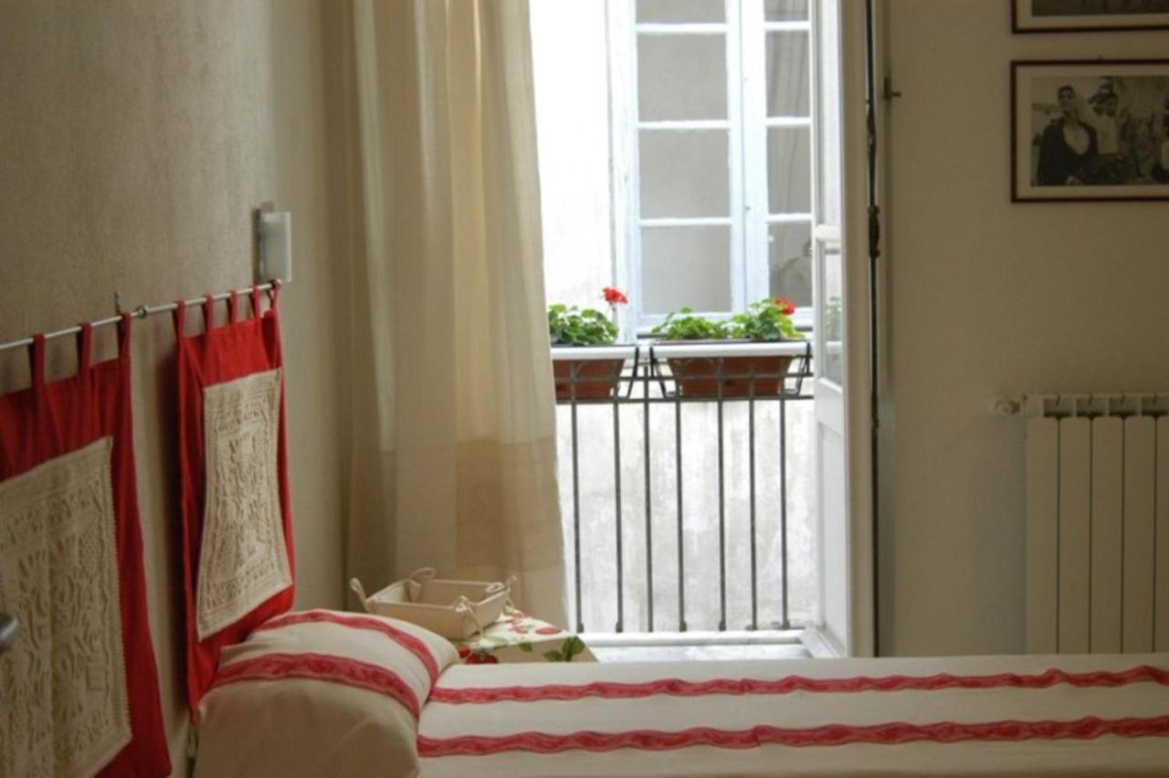 Bed and Breakfast L'Arco Cagliari Pokoj fotografie